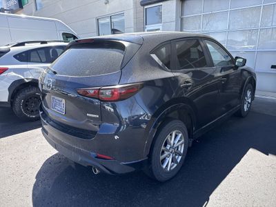 2025 Mazda CX-5 - Photo 2