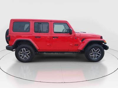 2025 Jeep Wrangler - Photo 8