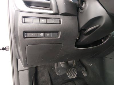 2025 Nissan Rogue - Photo 13