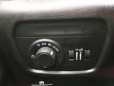 2025 Jeep Grand Cherokee - Photo 13