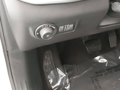 2024 Jeep Compass - Photo 13