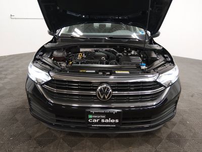 2024 Volkswagen Jetta - Photo 9