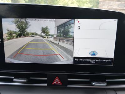 2024 Hyundai Elantra - Photo 16