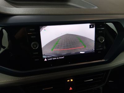 2024 Volkswagen Taos - Photo 16