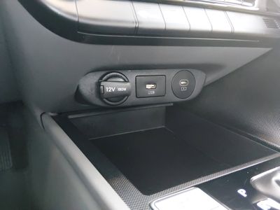 2024 Hyundai Elantra - Photo 22