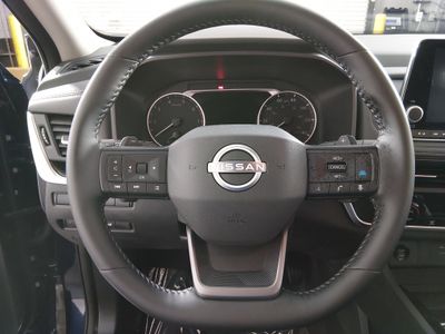 2025 Nissan Rogue - Photo 12