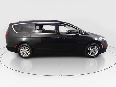 2022 Chrysler Pacifica - Photo 8