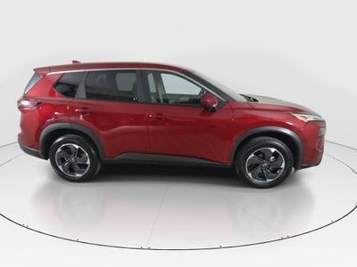 2025 Nissan Rogue - Photo 8