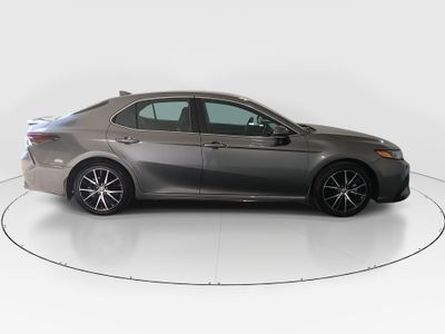 2024 Toyota Camry — photo 8 view