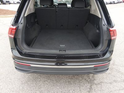 2024 Volkswagen Tiguan - Photo 11