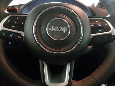2023 Jeep Renegade - Photo 12
