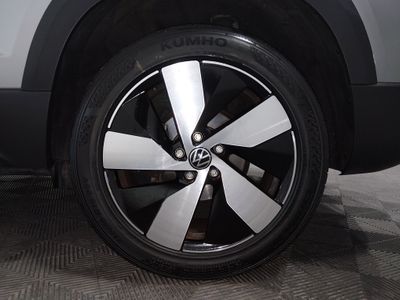 2024 Volkswagen Taos - Photo 10