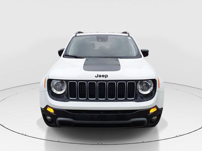 2023 Jeep Renegade - Photo 2