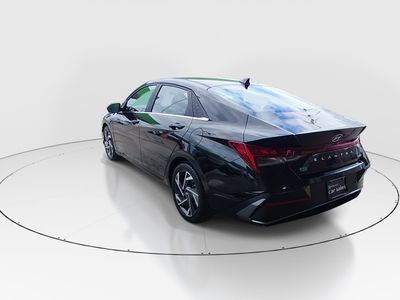 2024 Hyundai Elantra - Photo 5