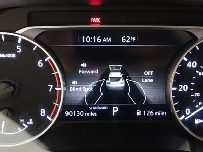 2023 Nissan Rogue — photo 14 view