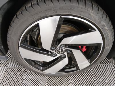 2024 Volkswagen Golf GTI - Photo 10