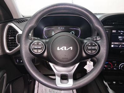2024 Kia Soul - Photo 12
