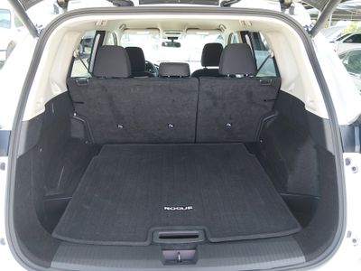 2025 Nissan Rogue - Photo 11