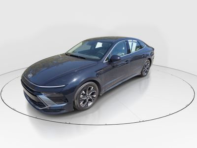 2025 Hyundai Sonata - Photo 3