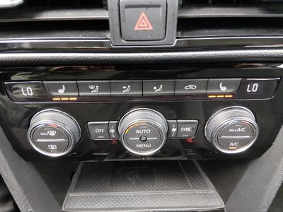 2024 Volkswagen Taos - Photo 17
