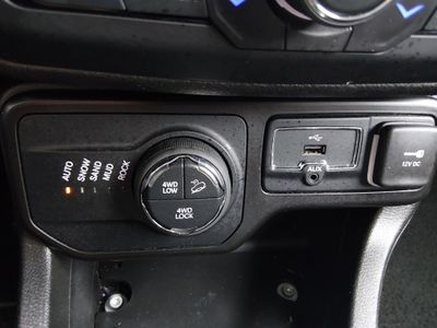 2023 Jeep Renegade - Photo 19