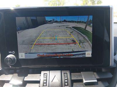 2024 Toyota RAV4 - Photo 16