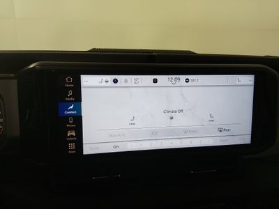 2025 Jeep Wrangler - Photo 17