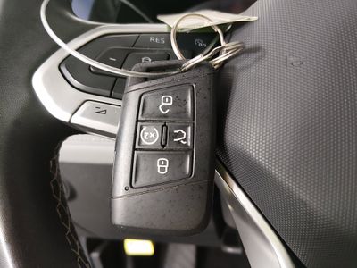 2024 Volkswagen Taos - Photo 15
