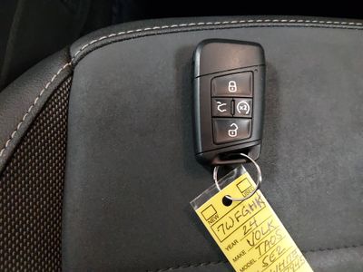 2024 Volkswagen Taos - Photo 15