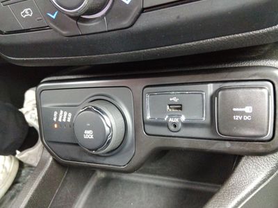 2023 Jeep Renegade - Photo 23