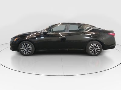 2025 Nissan Altima — interior view