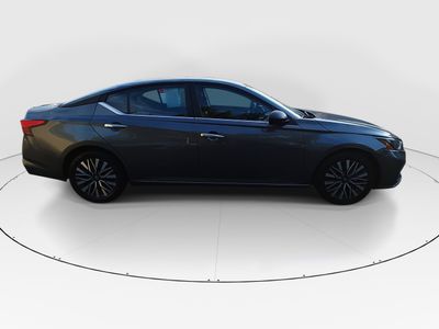 2024 Nissan Altima - Photo 8