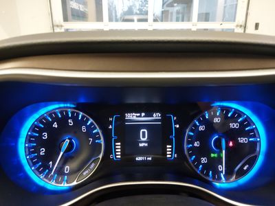 2023 Chrysler Voyager - Photo 14