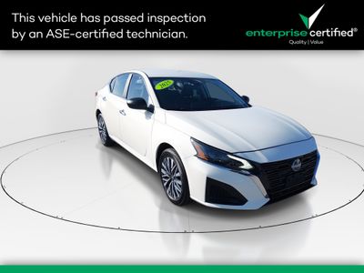 2025 Nissan Altima - Photo 1