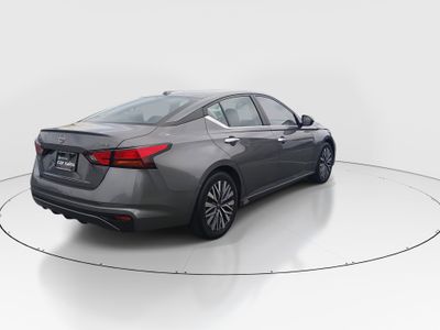 2024 Nissan Altima - Photo 7
