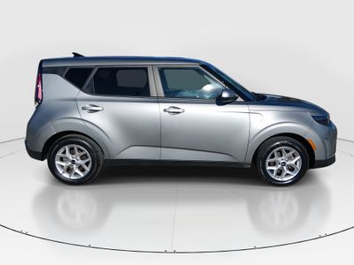 2025 Kia Soul - Photo 8
