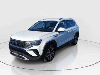 2024 Volkswagen Taos - Photo 3