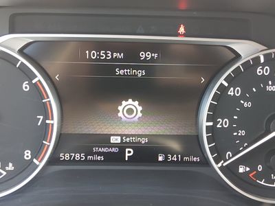 2024 Nissan Rogue — photo 14 view