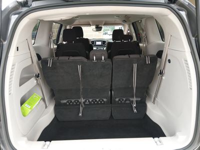 2023 Chrysler Voyager - Photo 11