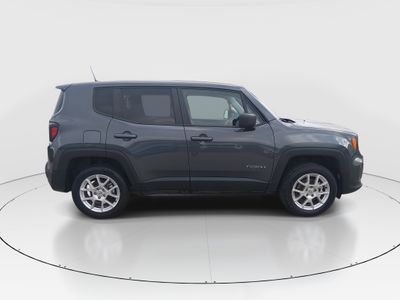 2023 Jeep Renegade - Photo 8