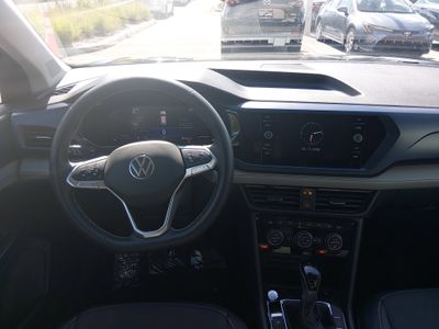 2024 Volkswagen Taos - Photo 12