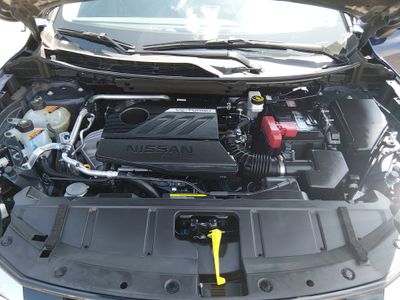2025 Nissan Rogue - Photo 9