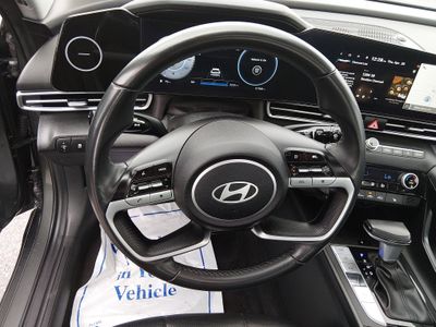 2024 Hyundai Elantra - Photo 12