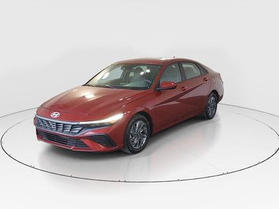 2024 Hyundai Elantra - Photo 3