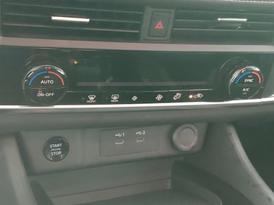 2025 Nissan Rogue - Photo 18