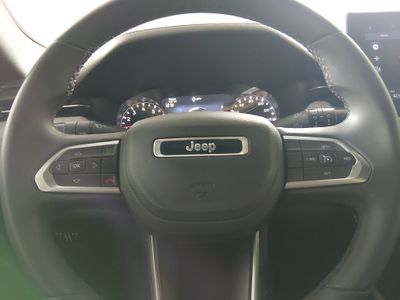 2024 Jeep Compass - Photo 12