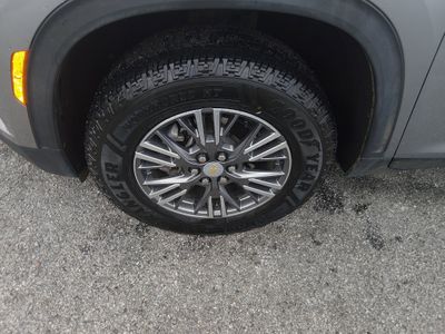 2025 Chevrolet Traverse - Photo 10