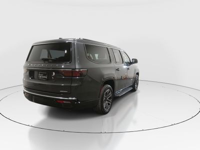 2024 Jeep Wagoneer L - Photo 7