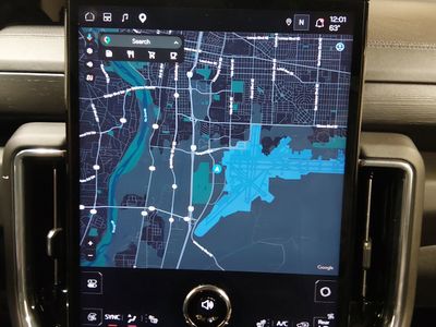 2025 GMC Yukon XL - Photo 17