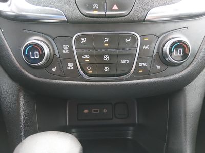 2024 Chevrolet Equinox - Photo 18